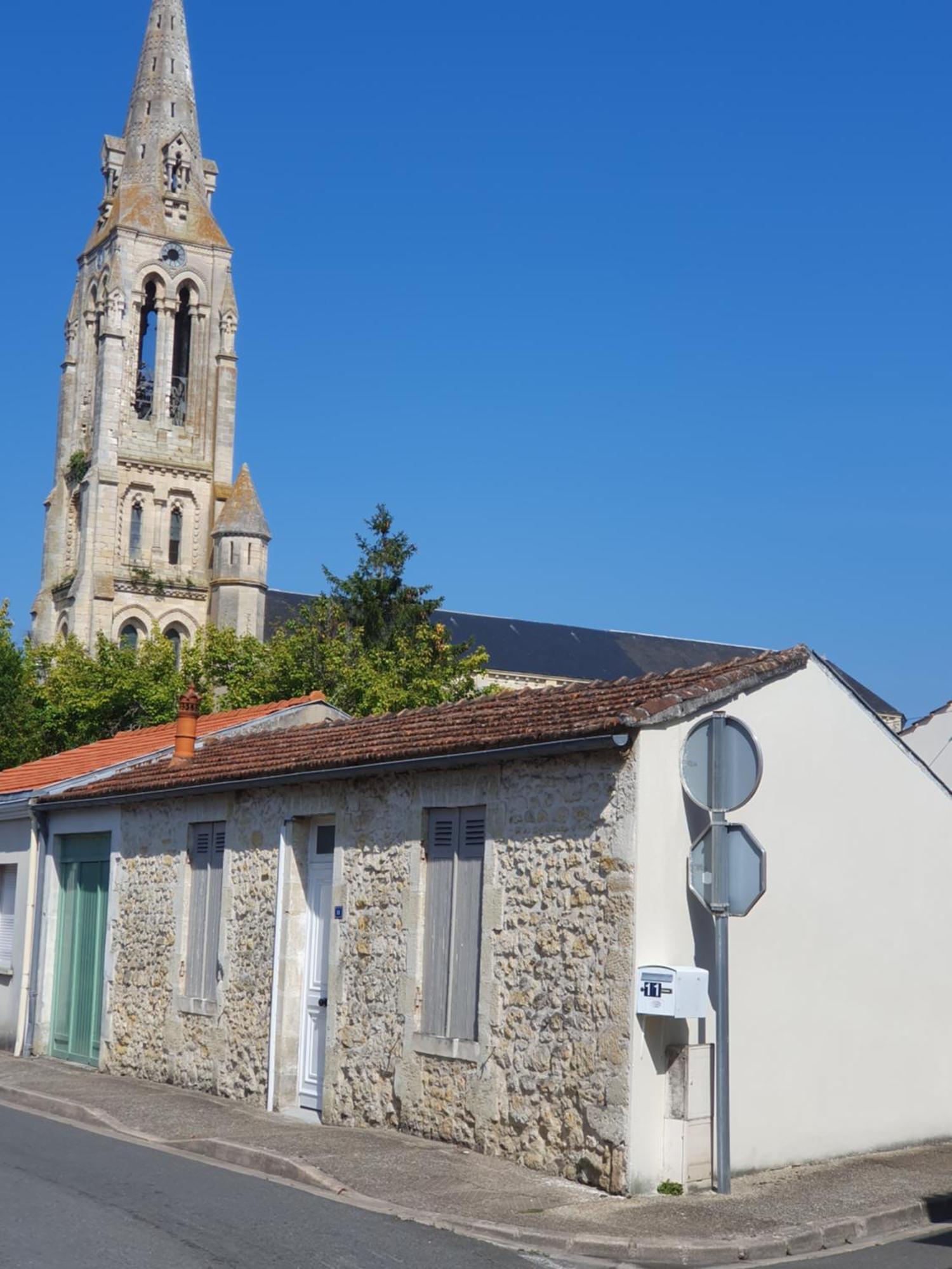 La Maison De Jeanne Lesparre-Médoc Dış mekan fotoğraf
